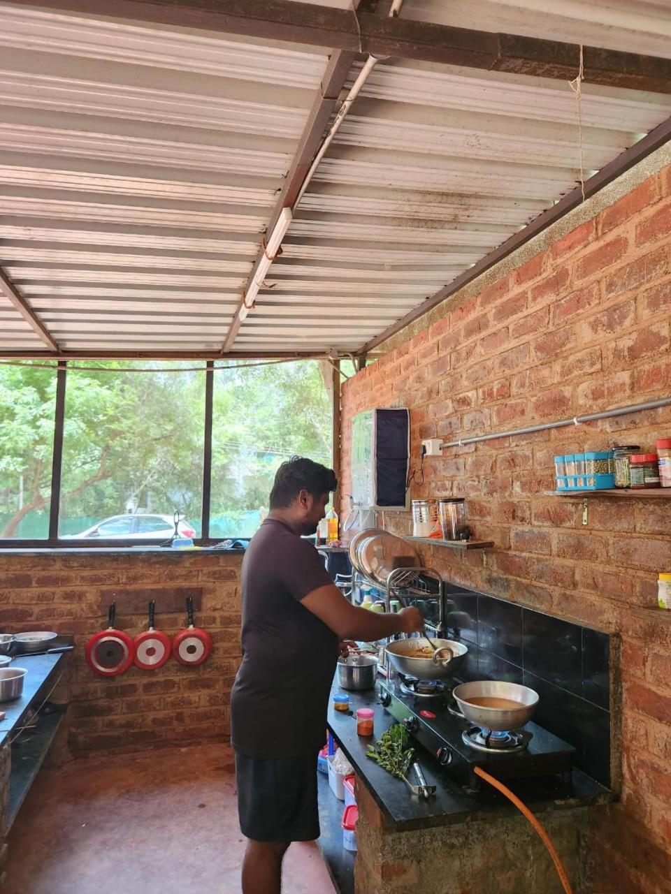 Nebula Nest Cafe & Hostel Auroville Ngoại thất bức ảnh